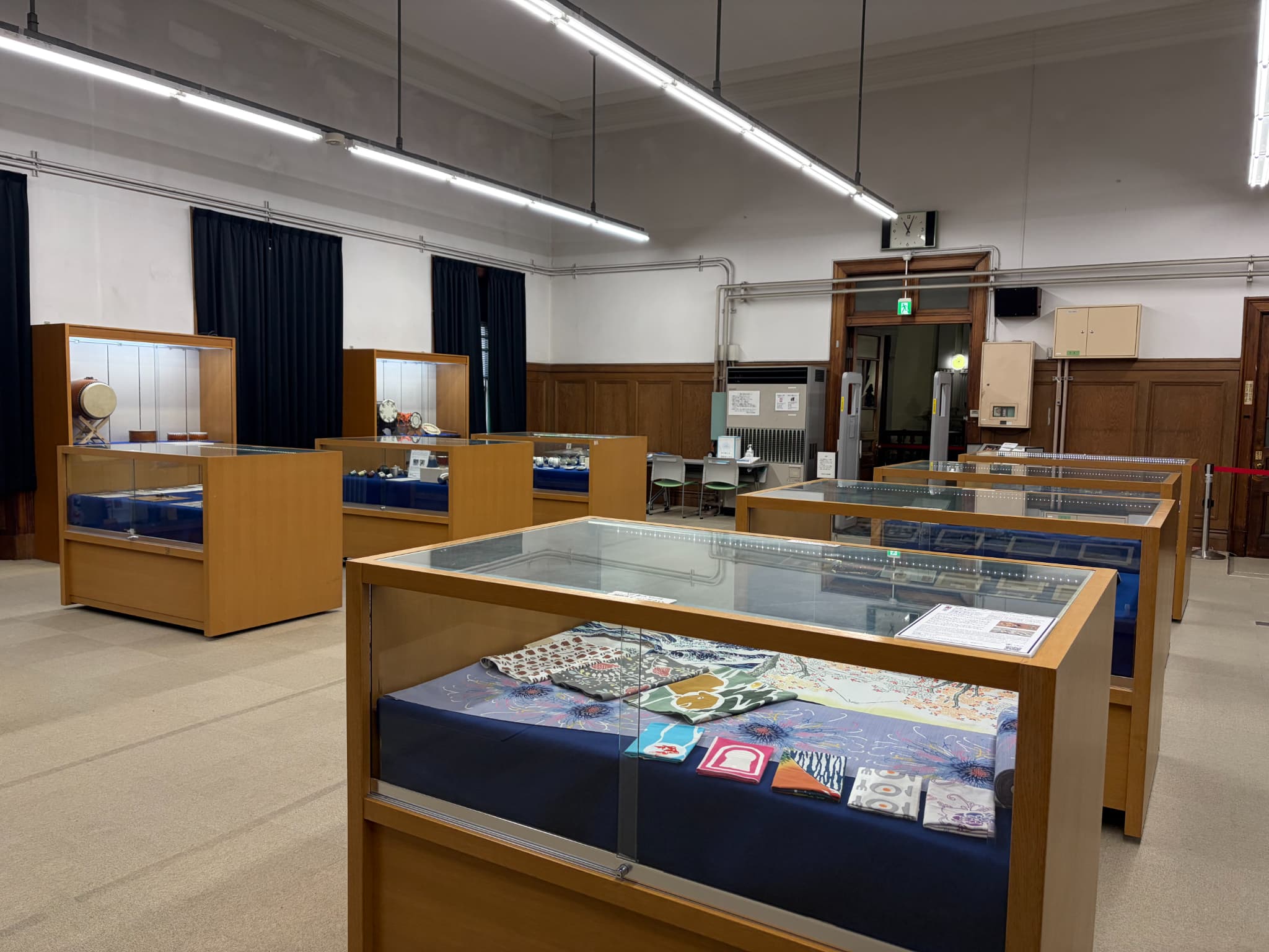大阪府立中之島図書館