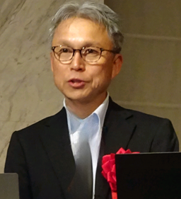 吉本さん.png