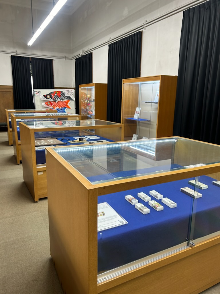 府立中之島図書館